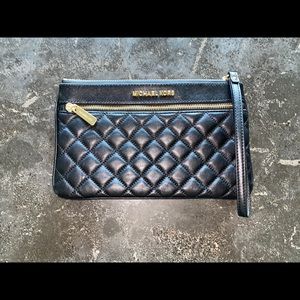 BRAND NEW MICHAEL KORS WRISTLET